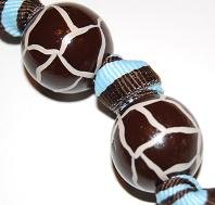 Handpainted Giraffe with Brown & Blue Ribbon Keychain