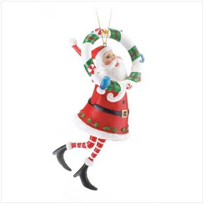 SANTA WITH WREATH ORNAMENT