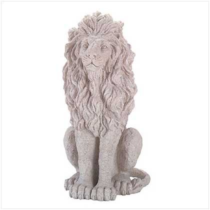 SITTING LION