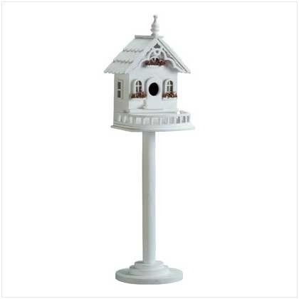 VICTORIAN BIRDHOUSE