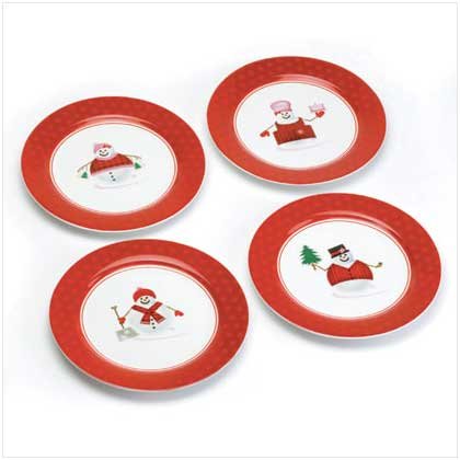 PERFECTLY PLAID DINNER PLATES