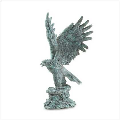 METAL EAGLE STATUE