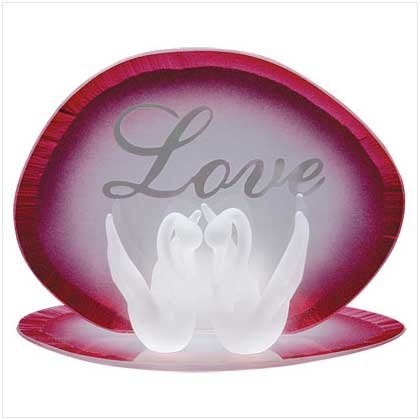 "LOVE" SWANS