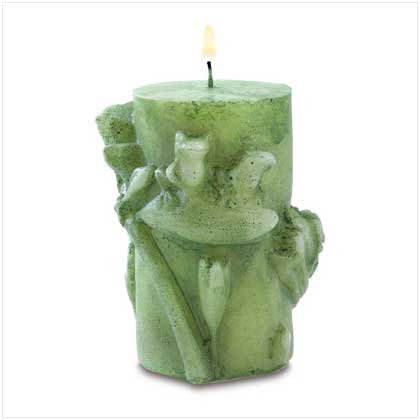 FROLICKING FROG CANDLE