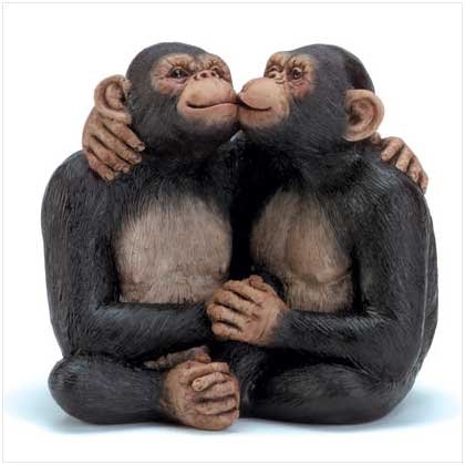 KISSING MONKEY COUPLE