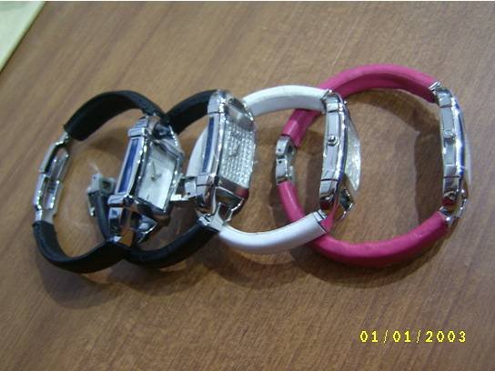 fashionable women watches