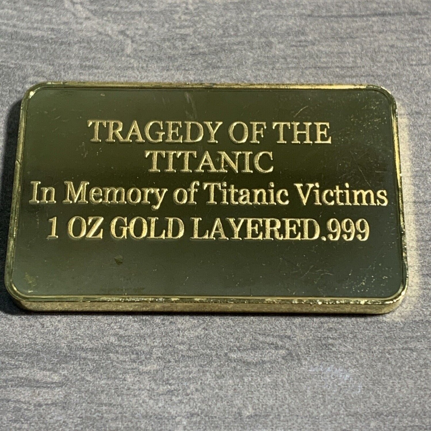 Titanic Commemorative Challenge Coin Bar Brand New With Case Gold Plated