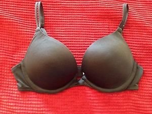 Pre owned Victoria's Secret Very Sexy Black Push Up Bra 34B
