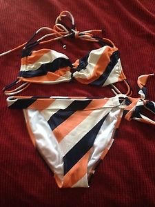 Victoria's Secret Swimsuit Top Size L & Bottoms Size M