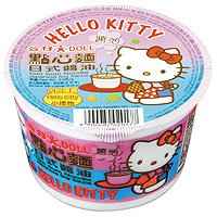 Japan Hello Kitty Cup Noodles -- Soy Sauce Favour (free gift inside)