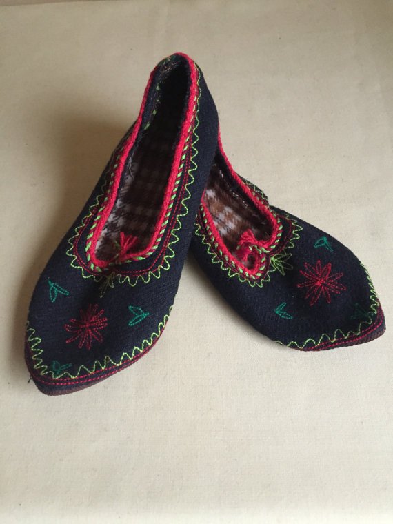 Vintage Native Bulgarian Rhodope Slippers