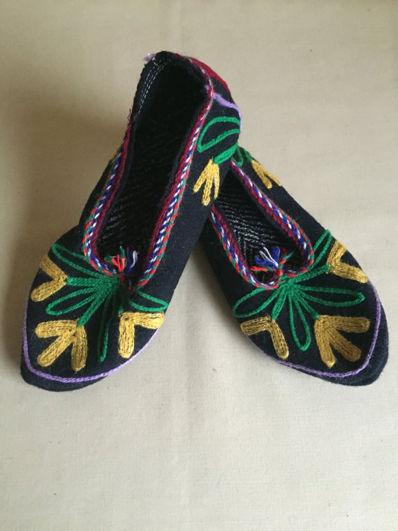 Vintage Native Bulgarian Rhodope Slippers