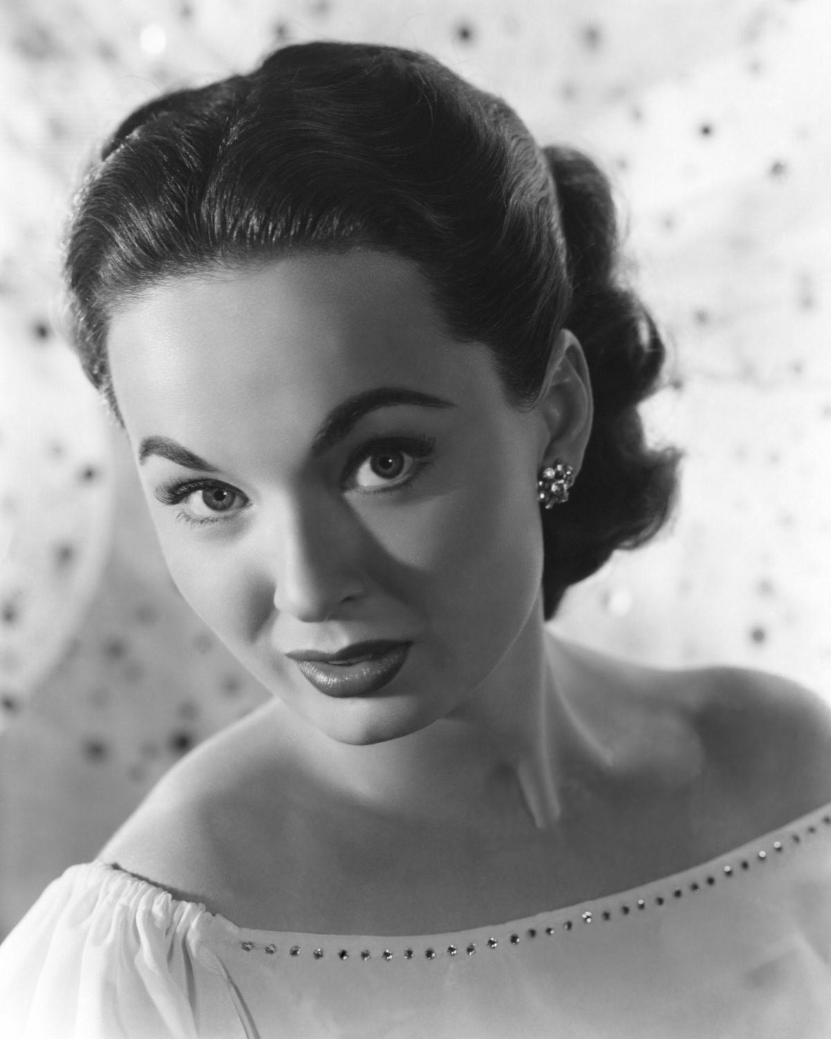FILM ACTRESS ANN BLYTH - 8X10 PUBLICITY PHOTO (EE-036)