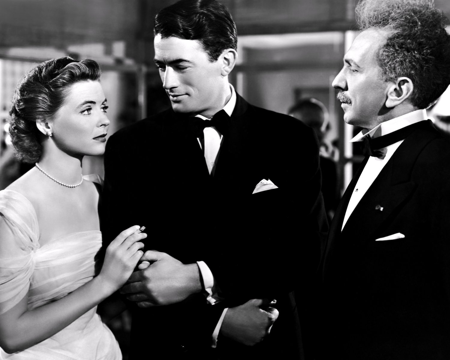DOROTHY McGUIRE GREGORY PECK GENTLEMAN'S AGREEMENT 8X10 PUBLICITY PHOTO (AZ-012)