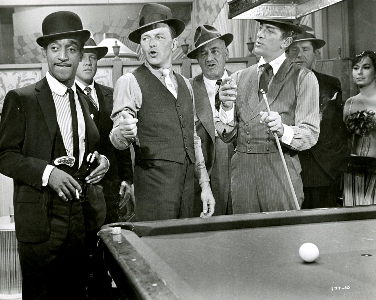 DEAN MARTIN SAMMY DAVIS FRANK SINATRA "ROBIN & THE 7 HOODS" 8X10 PHOTO (AA-240)