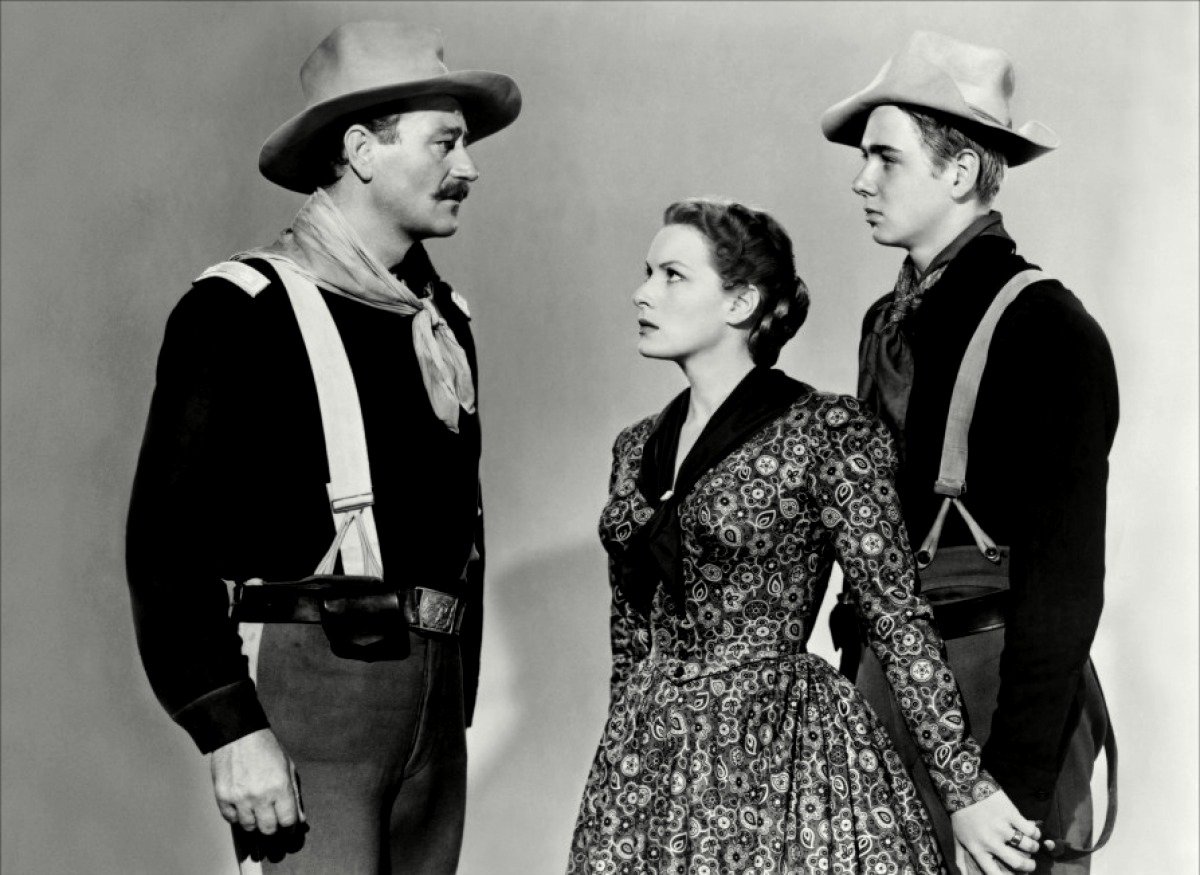 JOHN WAYNE & MAUREEN O'HARA IN 'RIO GRANDE' - 8X10 RARE PUBLICITY PHOTO (ZY-044)