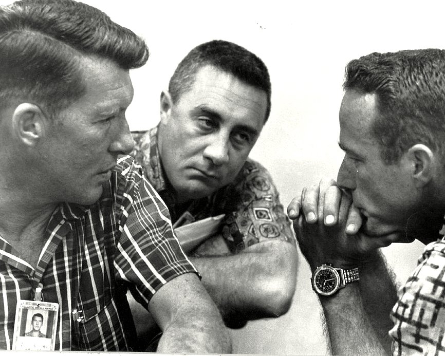MERCURY ASTRONAUTS WALLY SCHIRRA GUS GRISSOM & CARPENTER - 8X10 PHOTO (CC-086)