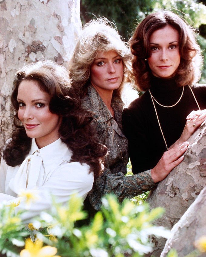 'CHARLIE'S ANGELS' FARRAH FAWCETT SMITH JACKSON - 8X10 PUBLICITY PHOTO (DD-037)