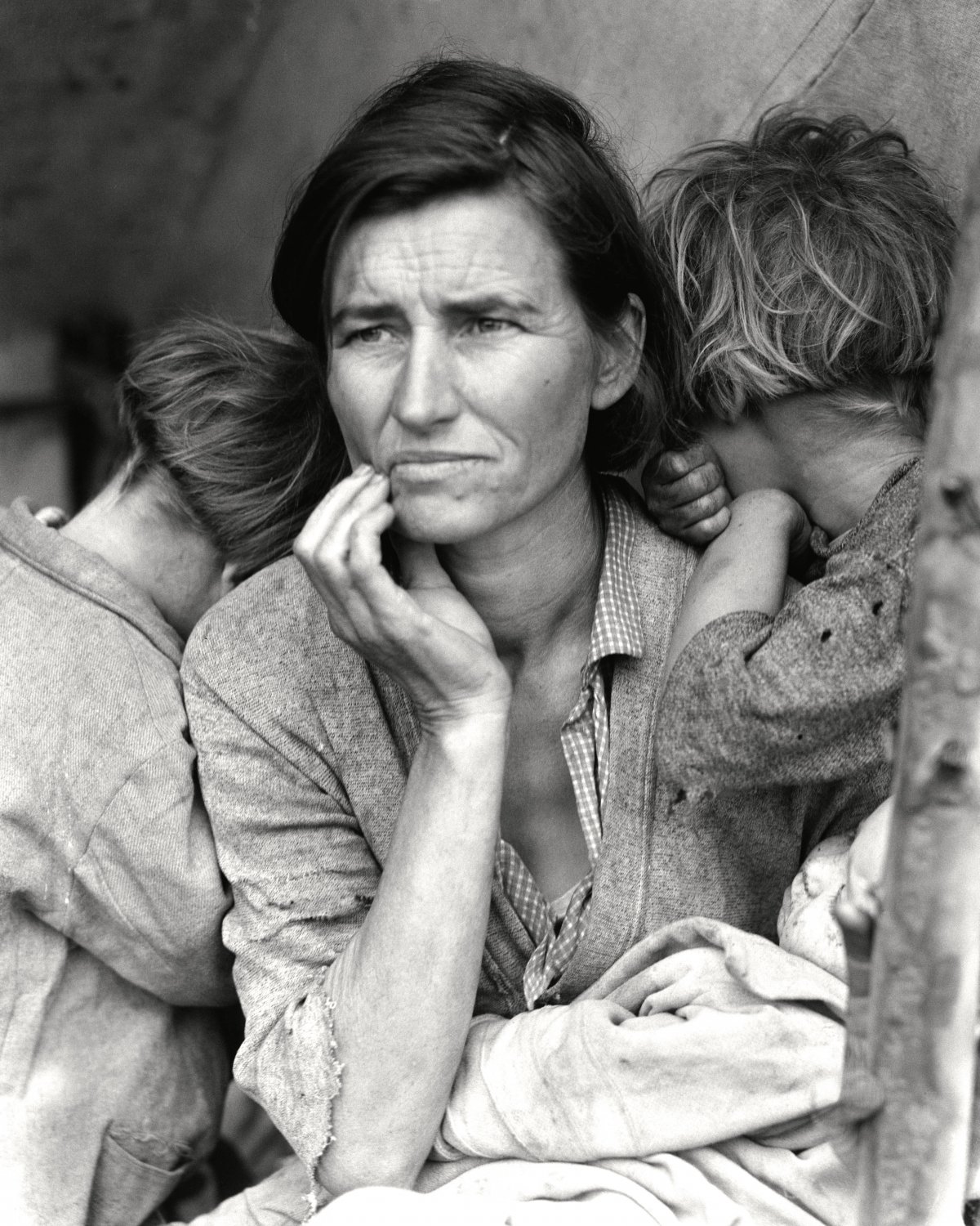 MIGRANT MOTHER (1936) DOROTHEA LANGE PHOTOGRAPHER - 8X10 PHOTO (DD-111)