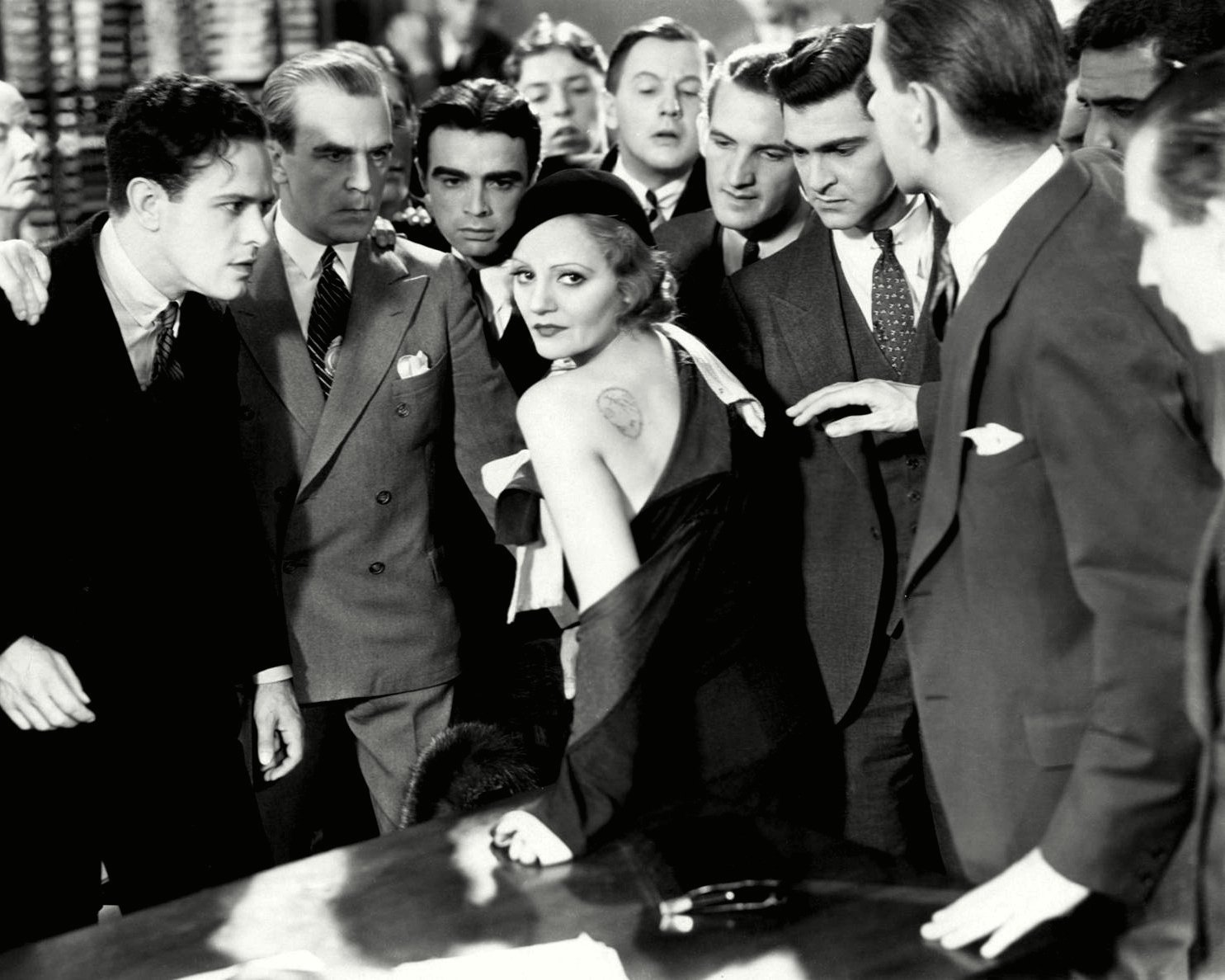 TALLULAH BANKHEAD IN THE FILM "THE CHEAT" - 8X10 PUBLICITY PHOTO (DD-141)