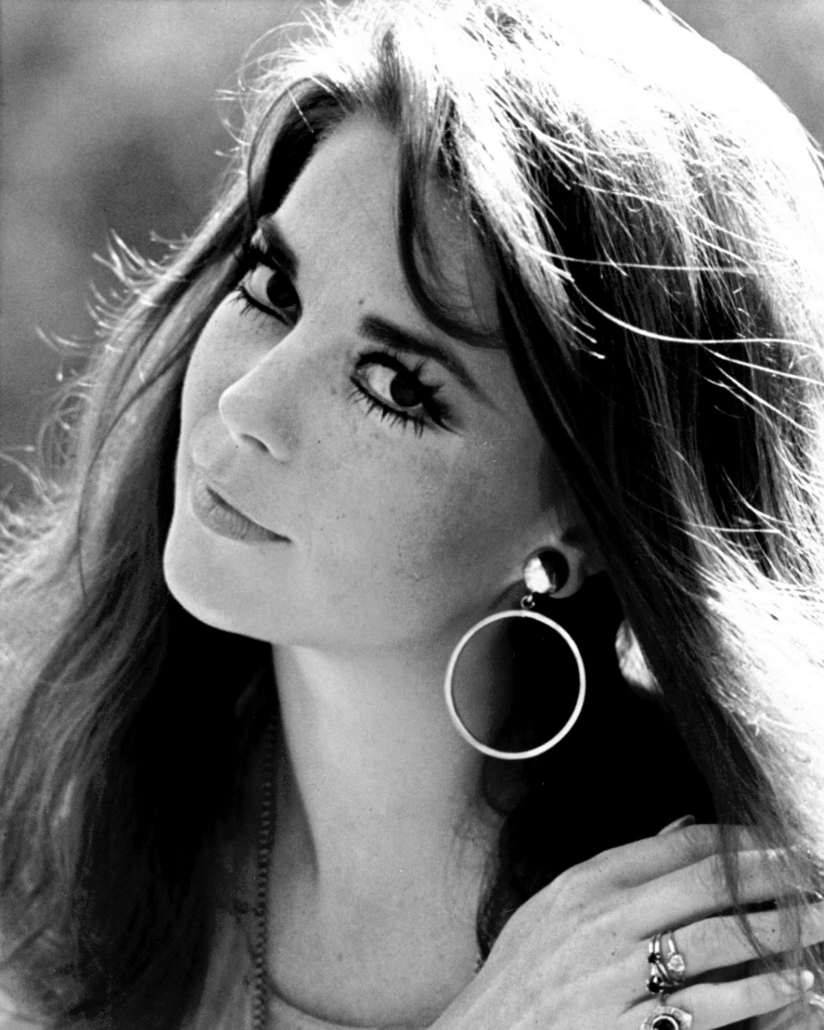 ACTRESS NATALIE WOOD - 8X10 PUBLICITY PHOTO (AB-151)
