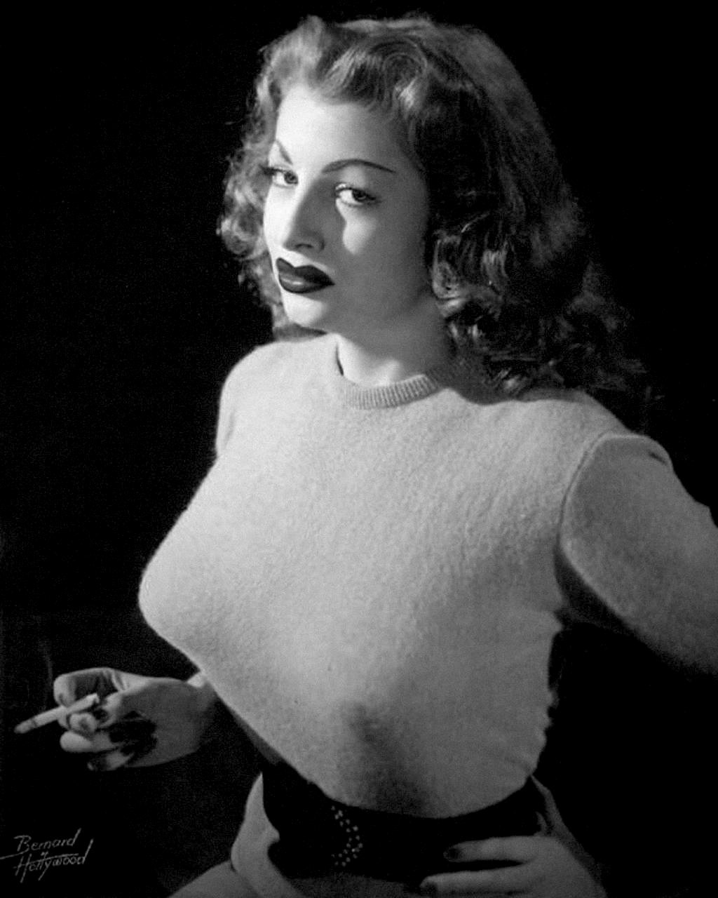 1950's women with bullet coni al boobs