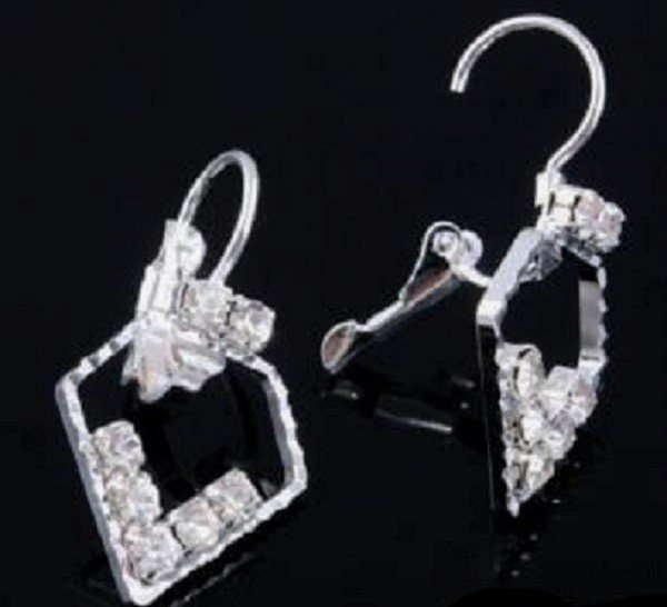 Beautiful Clear Crystal Rhinestones Bridal Pentagon Clip Stud Earrings