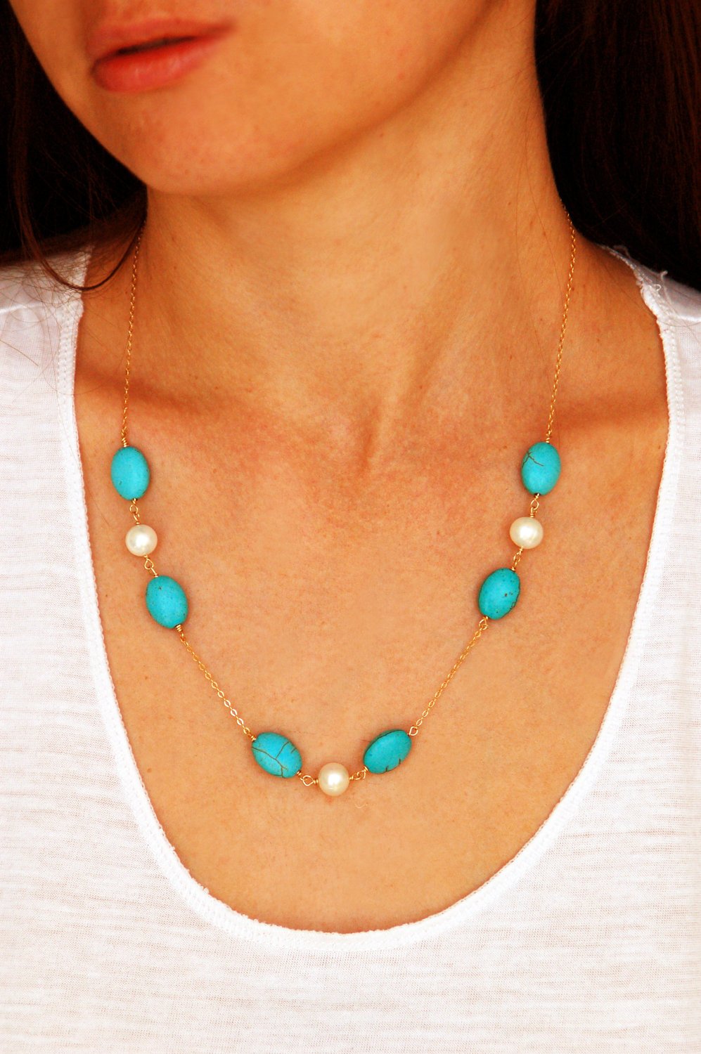 Elegant Vintage White Pearl Bohemian Turquoise Beads Gold Plated Chain Pendant Necklace