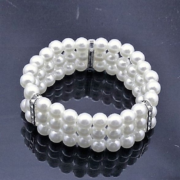 Elegant Multi-Layer Rhinestone White Bridal Pearl Strand Elastic Bracelet