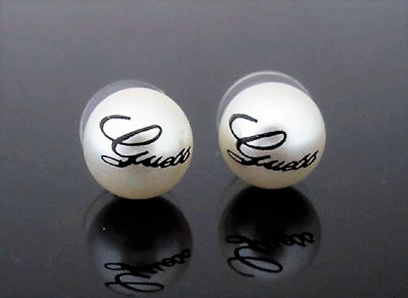 Beautiful Elegant Guess White Faux Pearl Stud Earrings