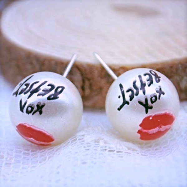 Betsey Johnson Marilyn Monroe Red Lip Collection XOX Faux Pearl Kiss Stud Earrings