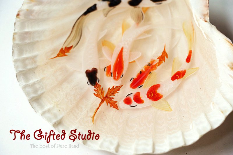 6 Koi with maple leaf in the shell resin painting