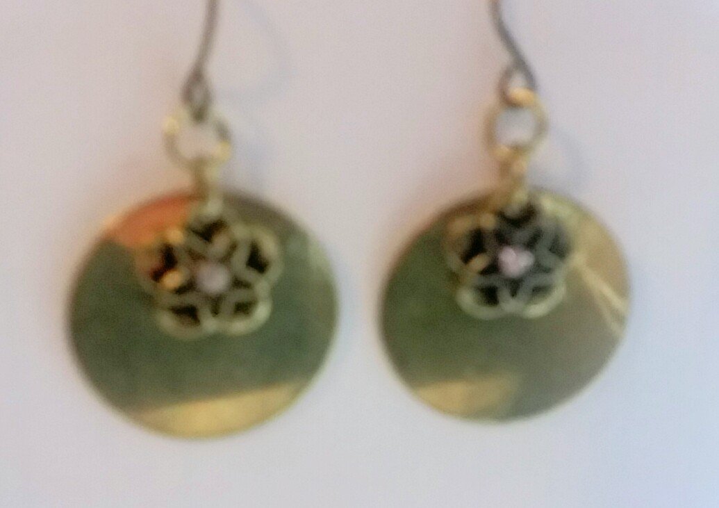 Antique style gold 2 charms a circle disk and star earrings