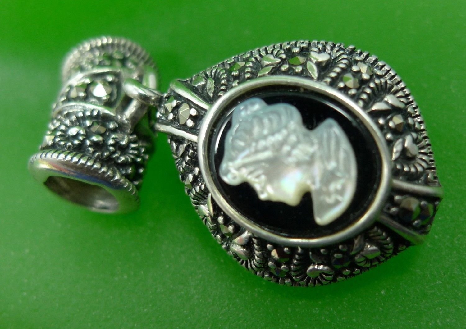 Puffy Oval Black & White Cameo Slider Pendant - Reversible A 925 Thailand