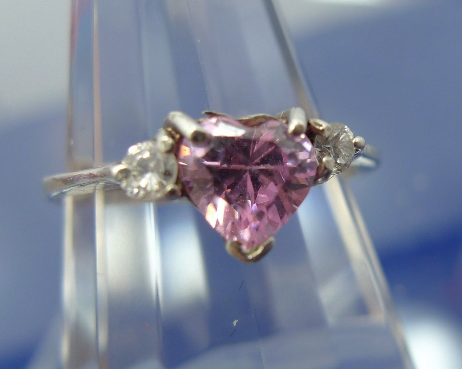 Size 9.25 Ring : Sterling Silver Pink Heart Gemstone W/ Pink Baguettes - Marsala