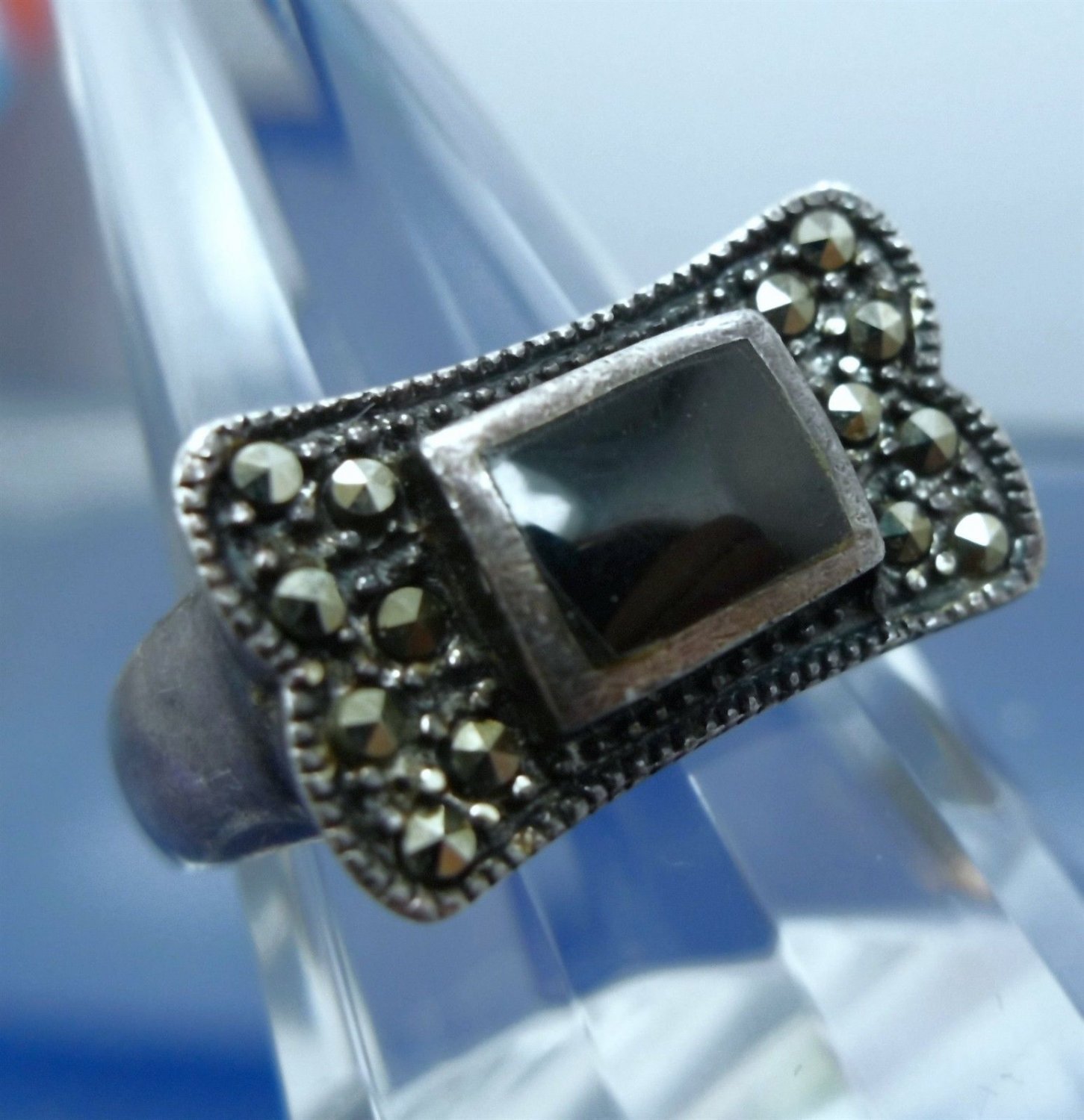 Size 8 Ring : sterling 925 silver (1) Onyx & (14) Marcasite LOTS OF PATINA