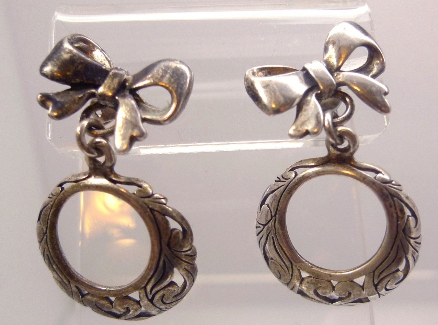 Post Earrings : vintage STERLING 925 SILVER BOW EARRINGS w/ DANGLE