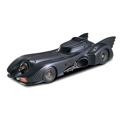 Batman Returns Batmobile 1:18 Scale Hot Wheels Heritage Die-Cast Veh