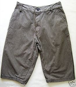 NIKE Boy Shorts Size XL 18 Black & Light Gray STRIPED SHORTS Boys Size 18 XL