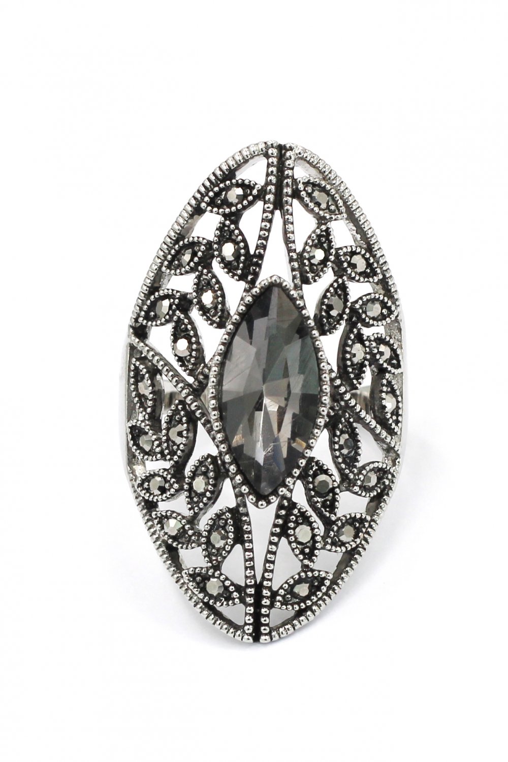 Noble black crystal silver ring