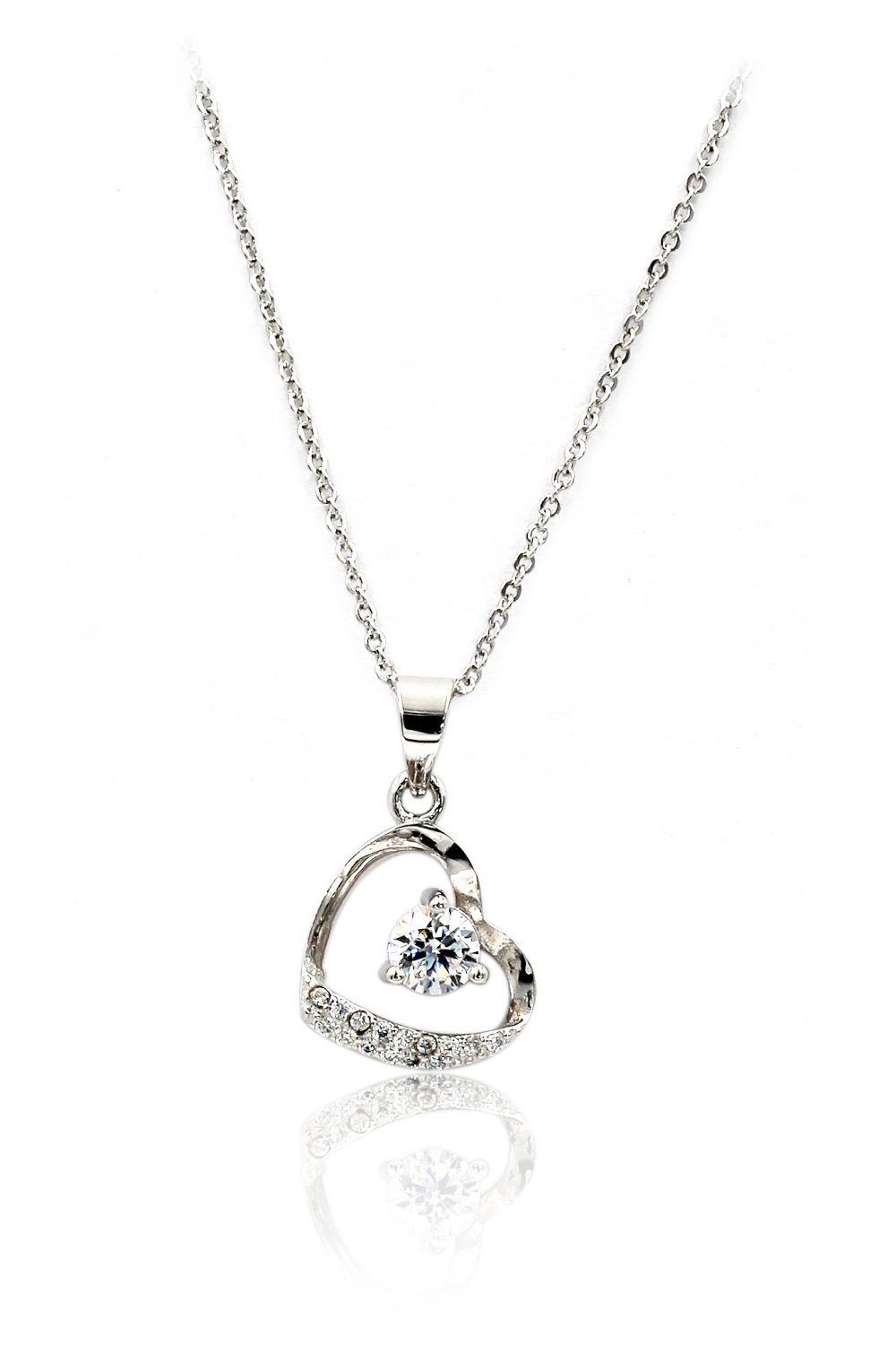 Single drill love heart sterling silver necklace