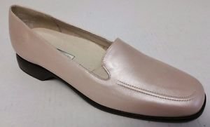 Munro American Womens Loafers Slip On Shoes Pearl Champagne Leather size 8 N
