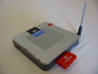 LINKSYS 3G/UMTS Broadband Wireless-G Router for (vodafone,TM) Australia - Model (WRT54G3G-AU)