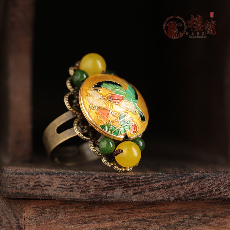 Chinese style yellow floral rings. traditional design jewelry rings for women