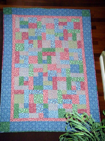 Pastel Flower Print Quilt - Pink, Blue, Green Colors - 59" x 85"