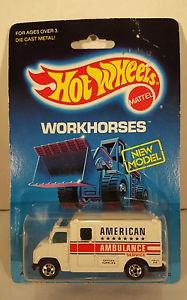 Hot Wheels WORKHORSES AMBULANCE