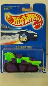 Hot Wheels TREADATOR 205