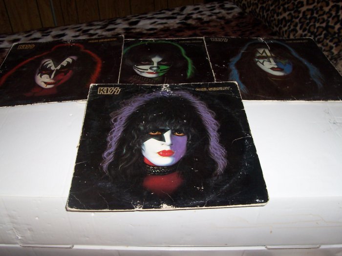 Kiss Records