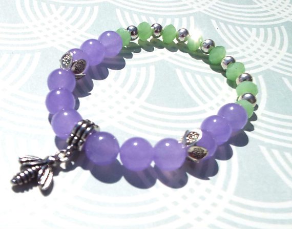 Bumble Bee Beaded Bracelet, Lavender Jade Bracelet, Bumble Bee Charm