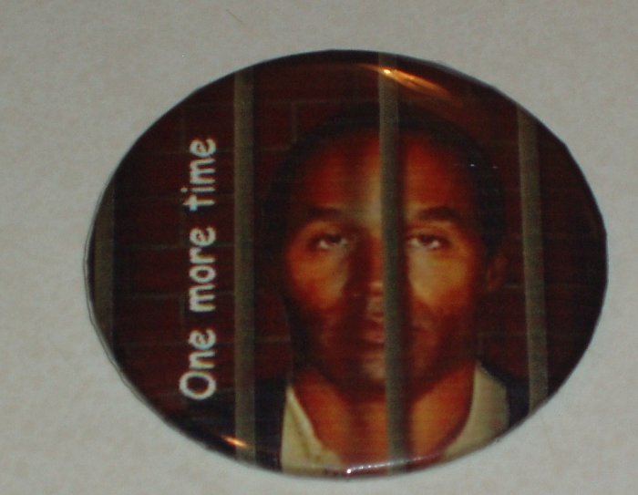 OJ Simpson behind bars, badge, button, pin - FUN 0003